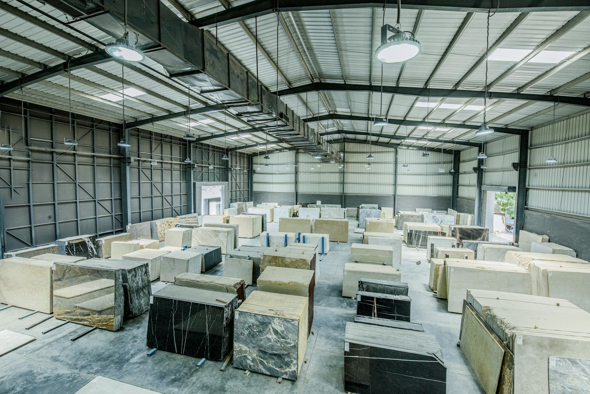 Peta lokasi toko terdekat yang menjual granite tile ARA lengkap dengan petunjuk arah.